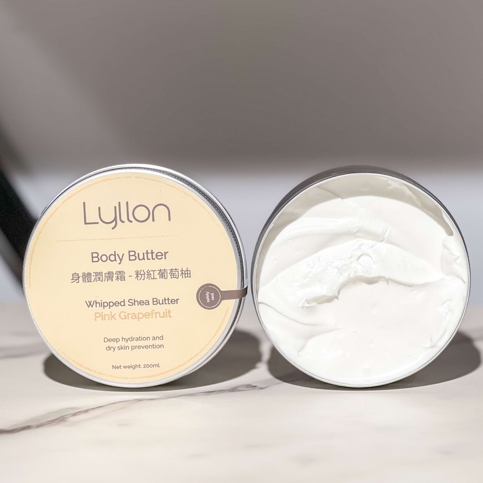 Whipped Shea Body Butter "Pink Grapefruit".  攪打乳木果身體潤膚霜「粉紅葡萄柚」。1