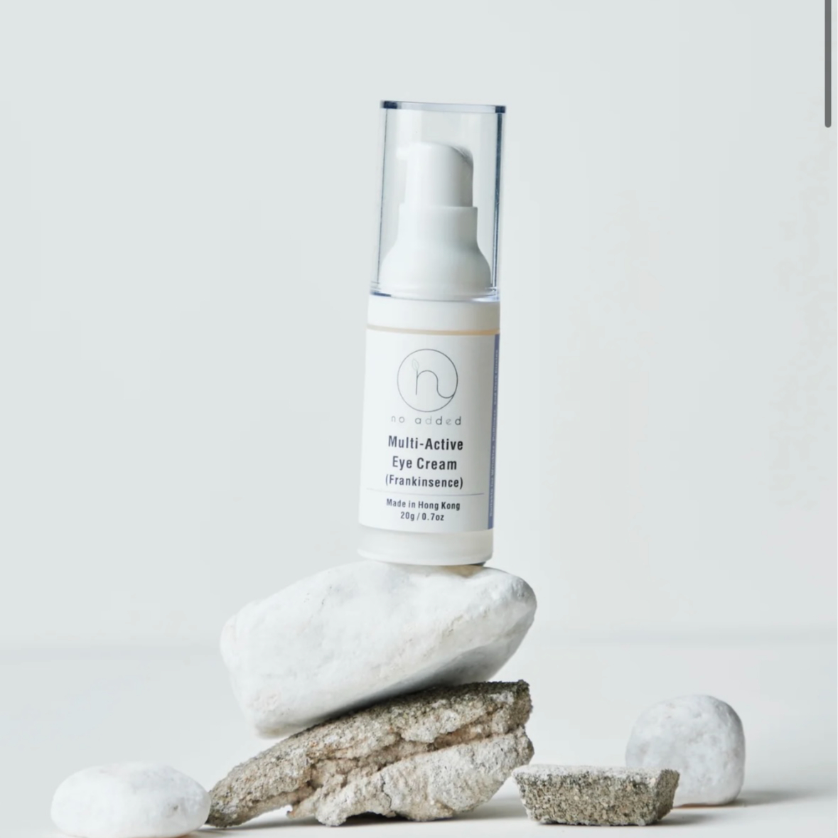 no added Multi-Active Eye Cream (乳香全效修護眼霜)1